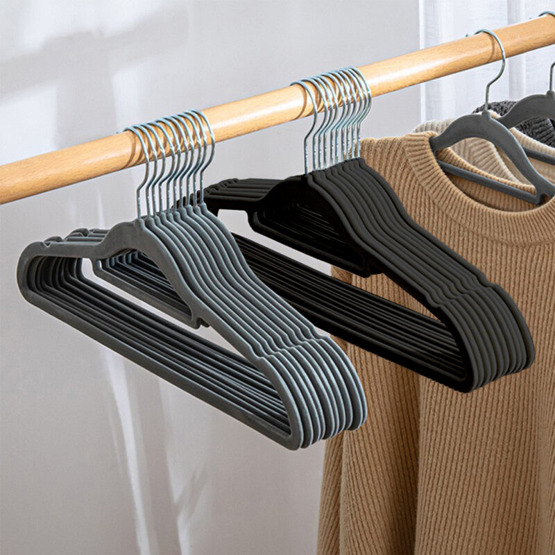 10 PCS Velvet Hangers Non-Slip - Image 4