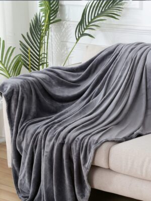 Oversize Premium Snuggie fleece blanket