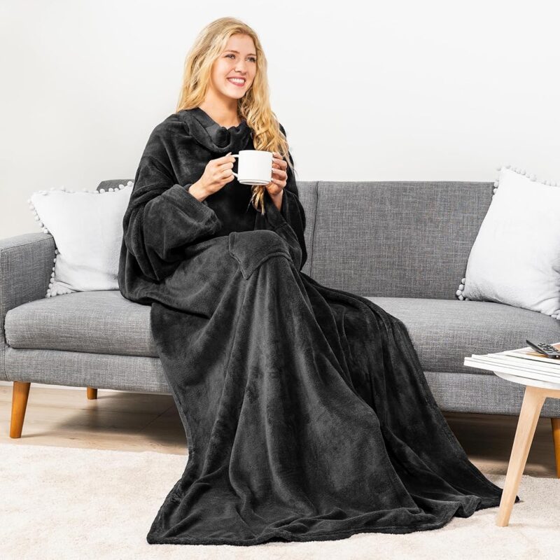 Oversize Premium Snuggie fleece blanket - Image 2